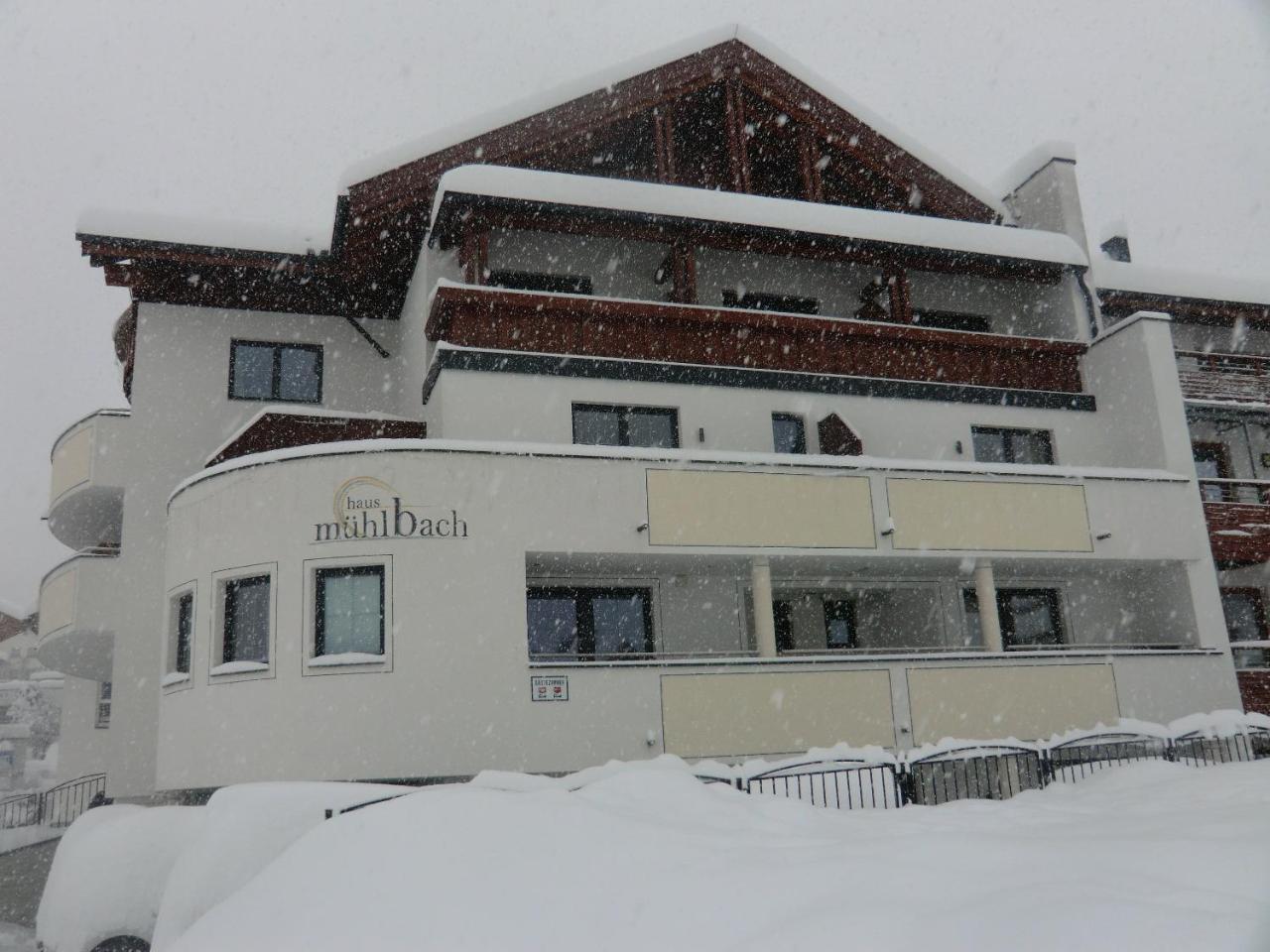 Отель Haus Muehlbach Фис Экстерьер фото